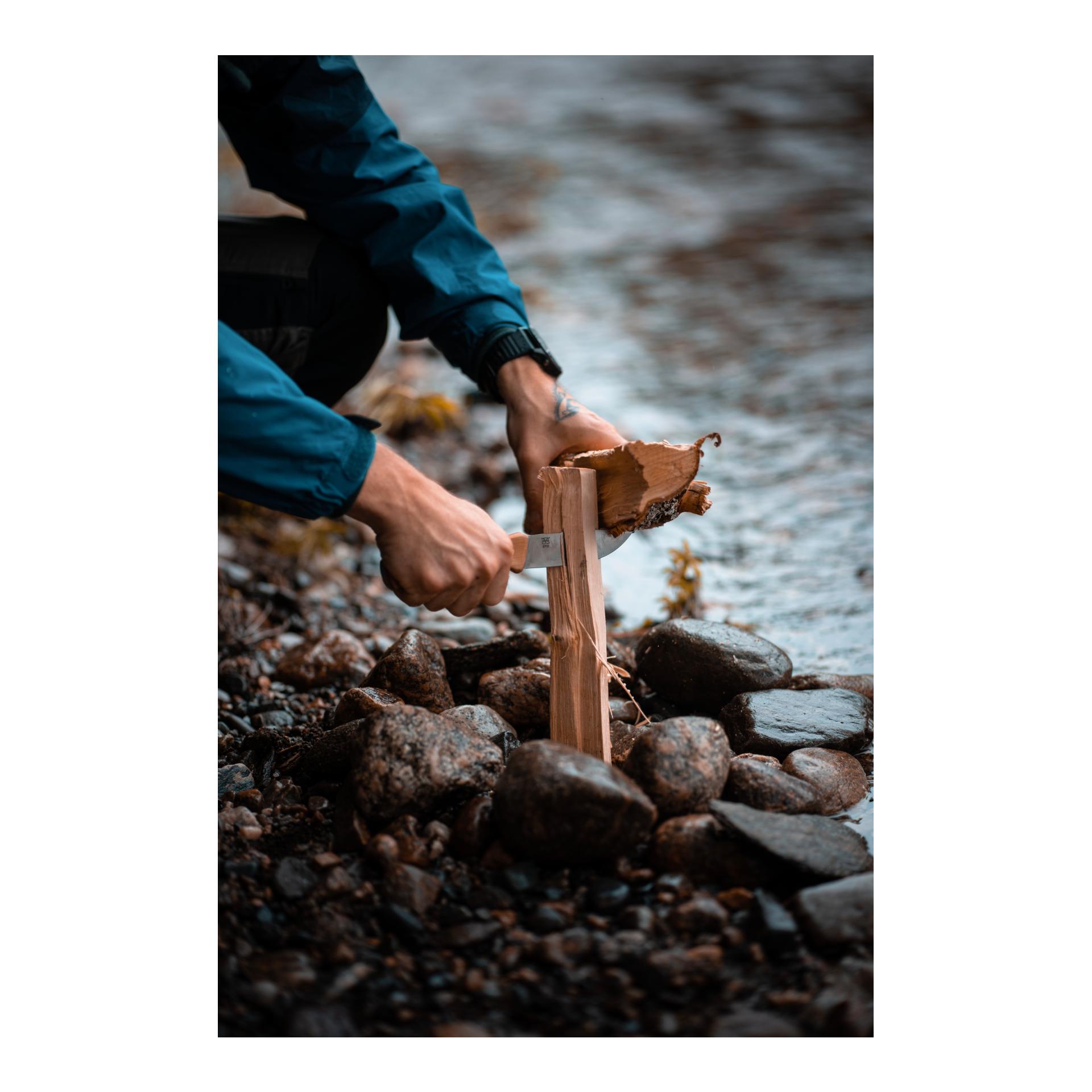 Øyo FEMUNDEN - Jagd/Outdoormesser mit Lederscheide (Full Tang)