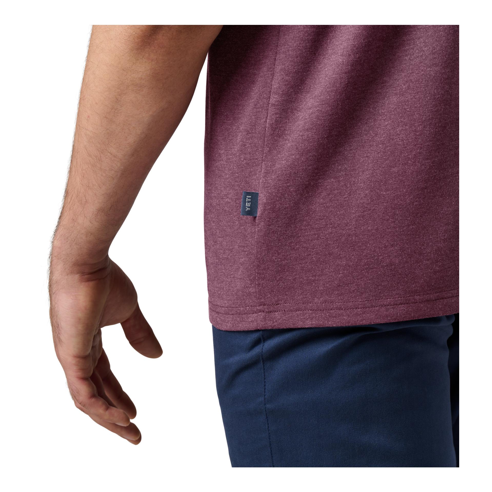 YETI Logo Badge Short Sleeve - T-Shirt