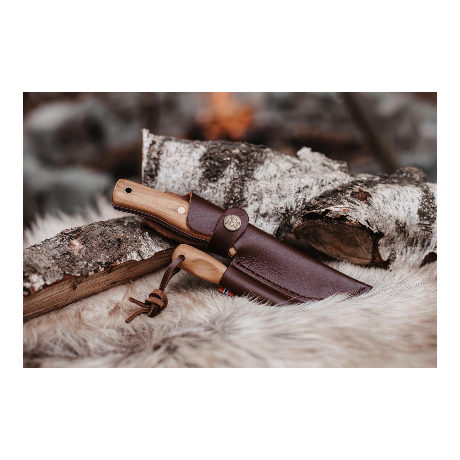 FEMUNDEN - Jagd/Outdoormesser mit Lederscheide (Full Tang)