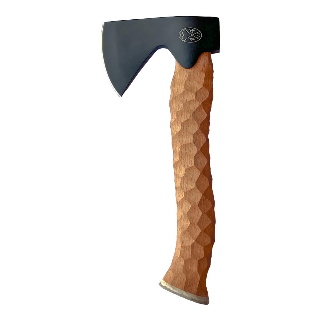 Karesuando Metsämies Hätä - High Carbon L - Bushcraft Axt mit Diamantschleifstein, Feuerstahl und Lederscheide