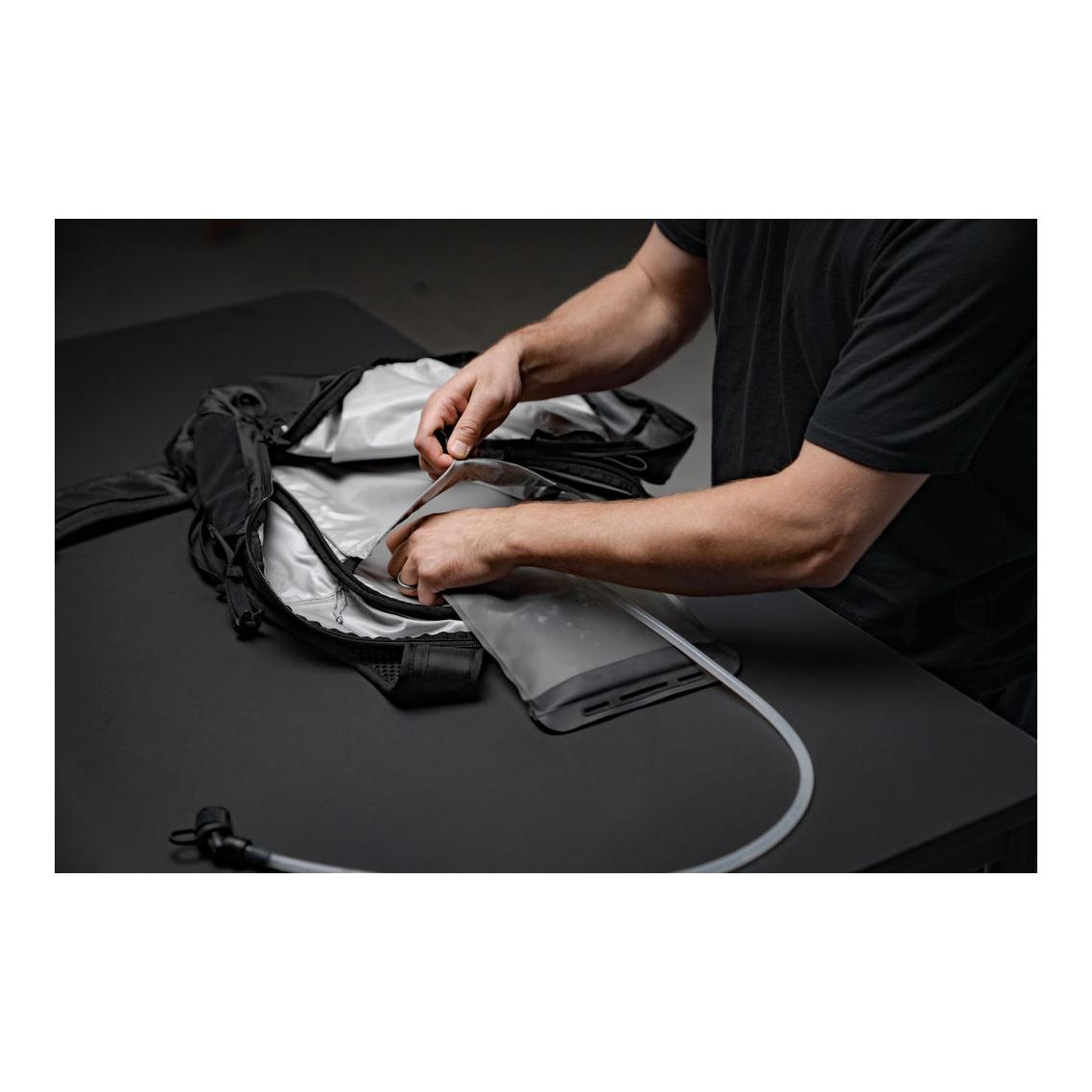 Matador Beast 28L Faltrucksack - Schwarz