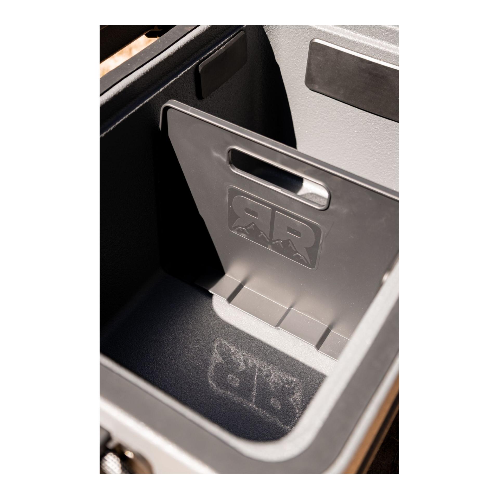 Rugged Road Cooler 85 V2 - Kühlbox