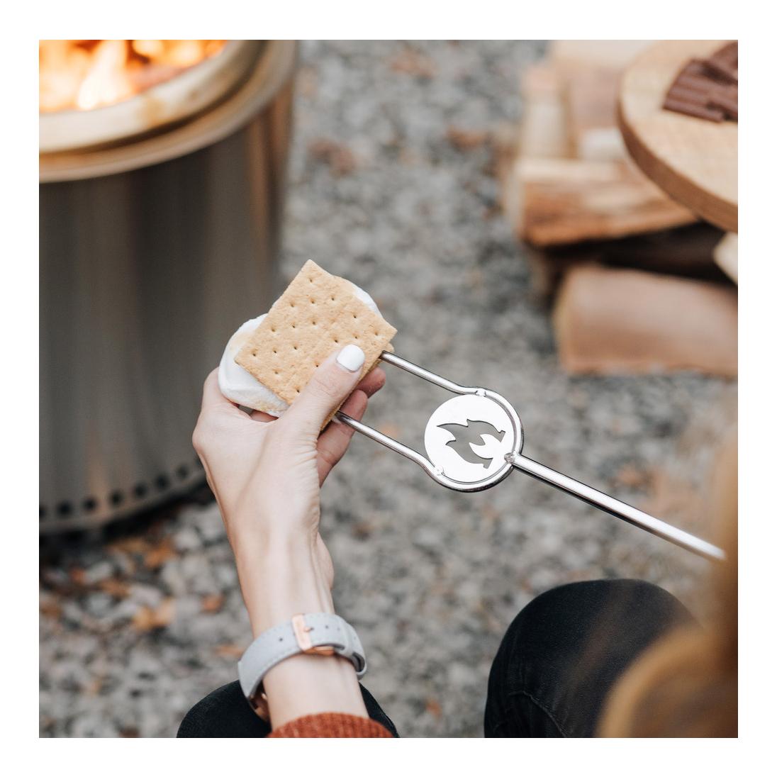 Solo Stove Bratspiesse und Feuerstellenwerkzeuge